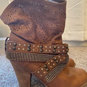 Not Rated Women’s Ankle Booties